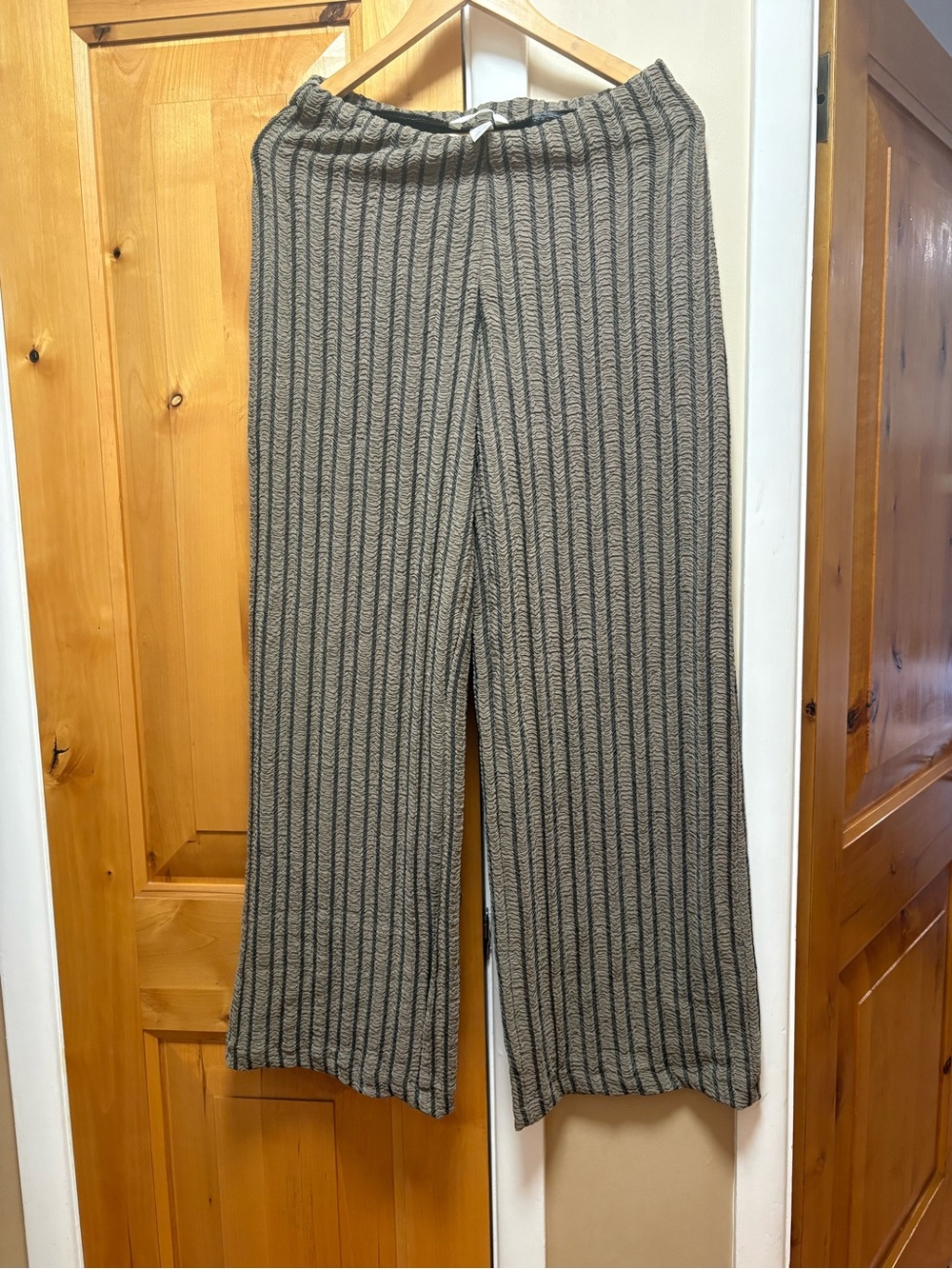 H&M Wide-Leg Knit Pants